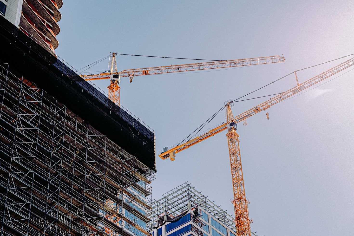 How to Choose the Right Builder for Your Hawaiian Paradise